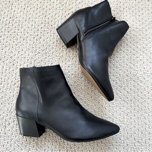 KENSIE Never Worn Black Heeled Ankle Booties